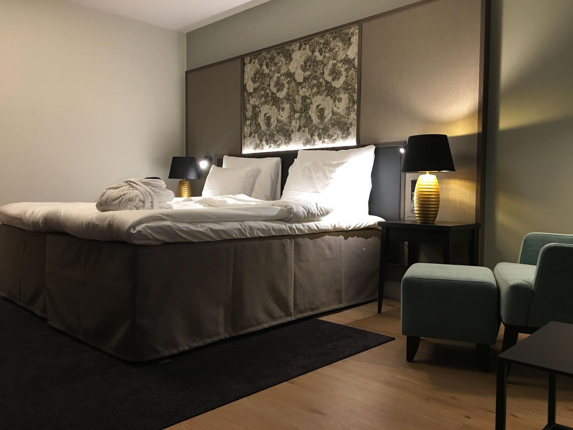 Hotel Sveitsi Hyvinkää Buitenkant foto