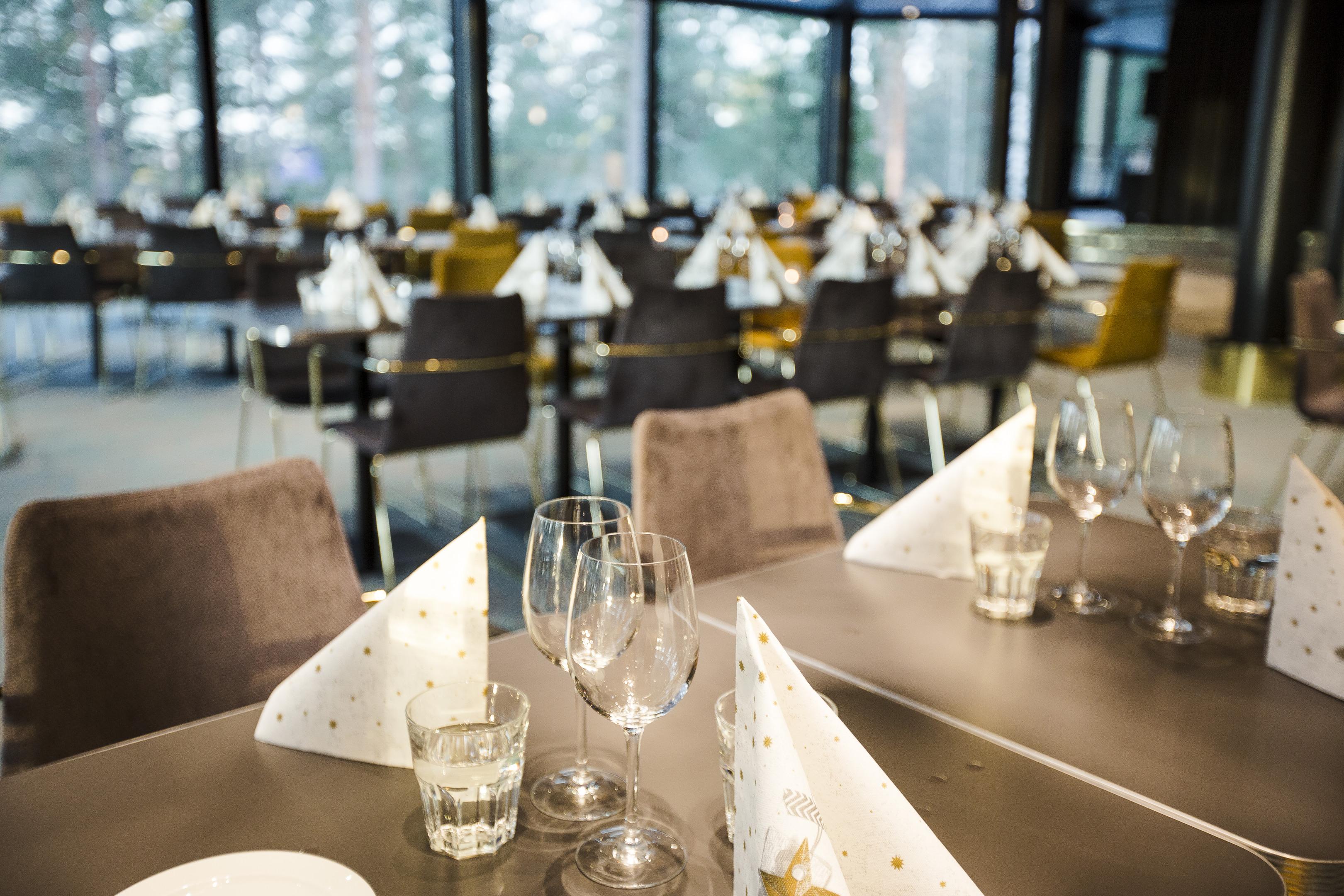 Hotel Sveitsi Hyvinkää Buitenkant foto