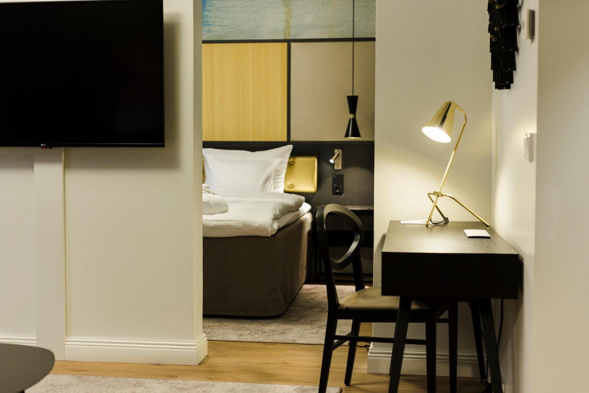 Hotel Sveitsi Hyvinkää Buitenkant foto